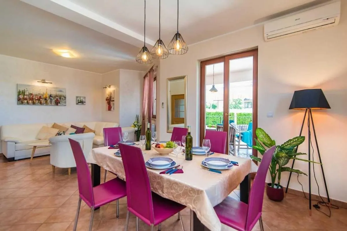 Villa Maklavun By Kompas Villas Kanfanar